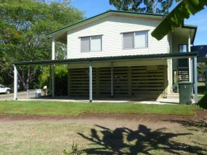 Skillion carport     